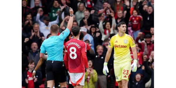 Emiliano Martínez gick tyst ut från den sorgliga arenan Emiliano Martínez gick tyst ut från den sorgliga arenan